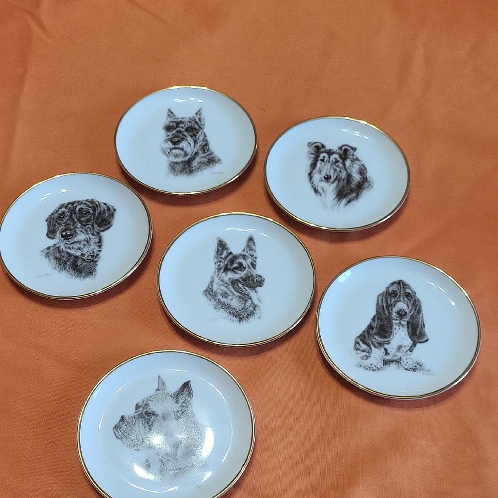 Set of Dog Illustration Plates with Gold Trim